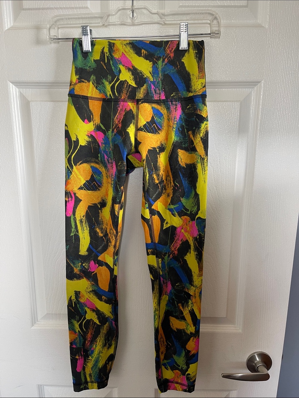 lululemon Wunder Women’s Black Leggings with Neon Brushstroke Print